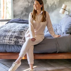 Outlet x Jennifer Lake Fleecewear with Stretch Cropped Jogger Women Bottoms